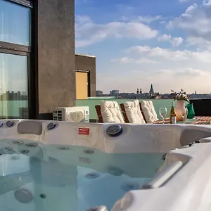 Centropolitan Penthouse #jacuzzi #freeparking Budapest